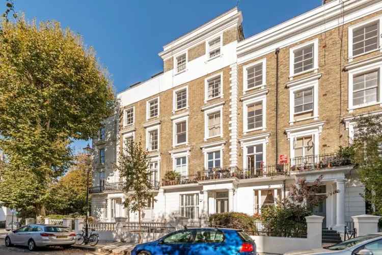 Charming Period Conversion Flat with Private Balcony