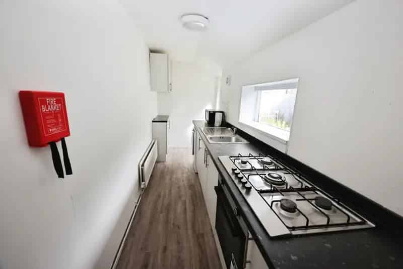 7 bedroom House
 To Let