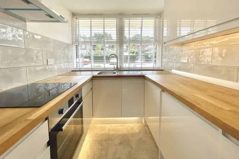 Flat For Rent , England