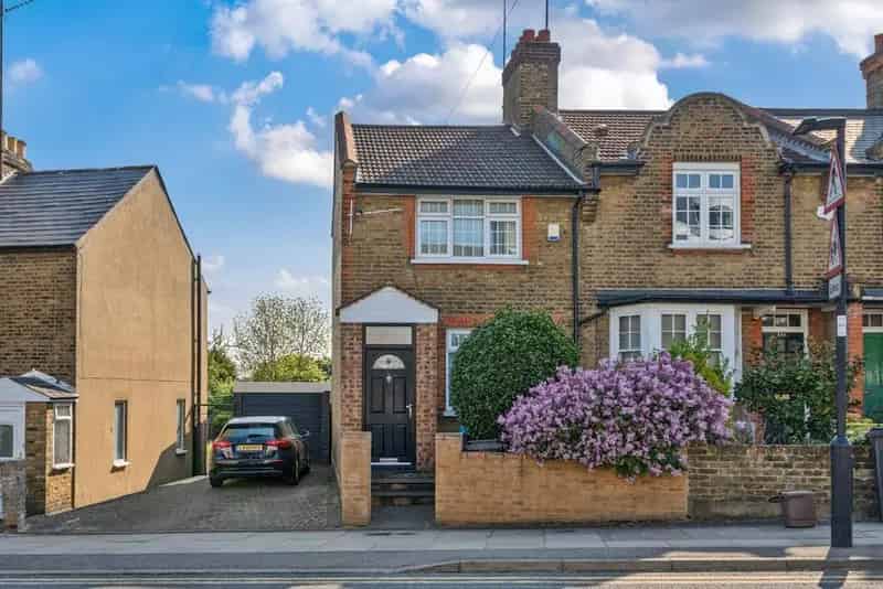 Two Bedroom Period House Southgate