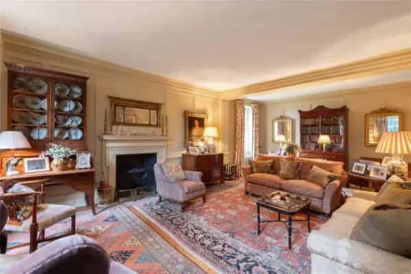 The Mount, London, NW3 6SZ | Property for sale | Savills