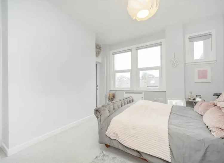 Spacious 2-Bed Flat Near Bounds Green Tube Station