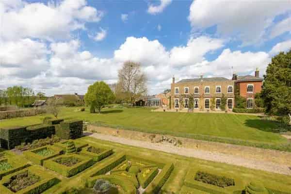 35-Acre Estate with Georgian Residence Indoor Pool and Equestrian Facilities