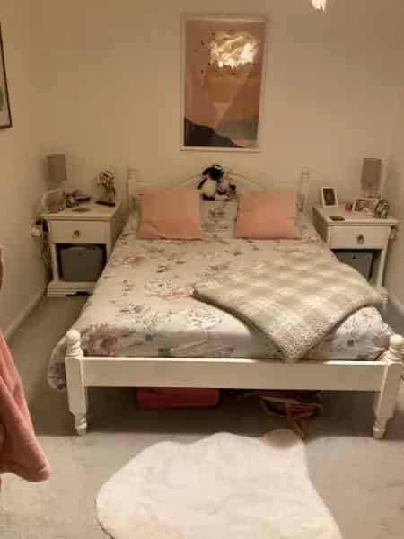 Family Home: One Double & Two Single Bedrooms, Lounge & Kitchen Diner, Parking