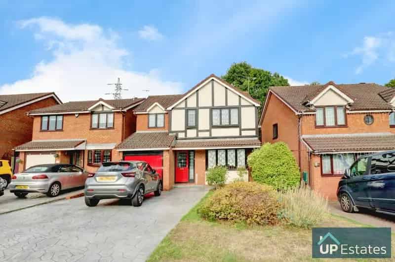 4 Bedroom Detached House for Sale in Binley Coventry
