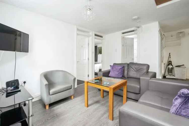 Three Bedroom Flat Access Bungalow Modern Design