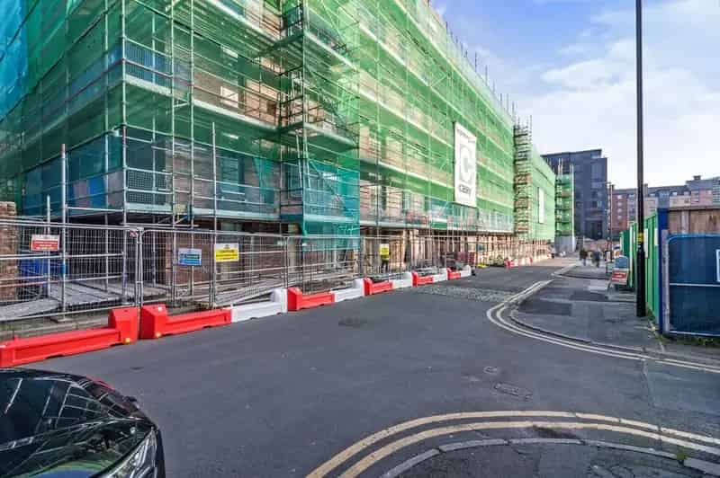 2 Bedroom Flat to Rent Manchester Piccadilly Vantage Quay