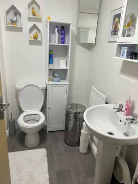 2 Bed House with Solar Panels and Garden