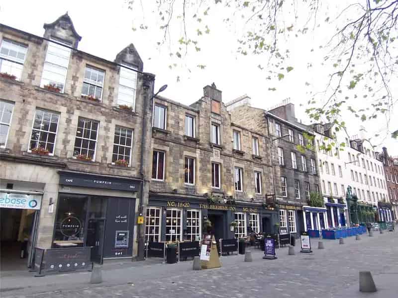 1 Bedroom Apartment to Rent in Edinburgh Grassmarket
