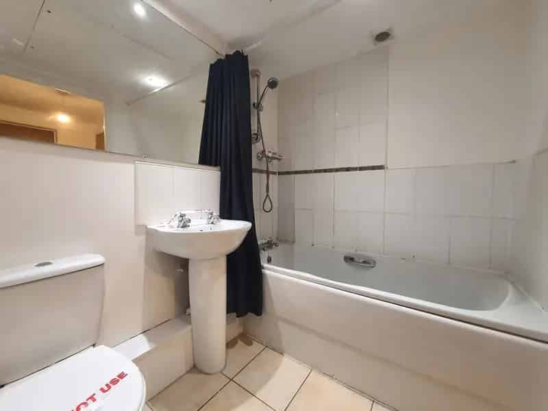 1 Bedroom Flat for Sale Huddersfield