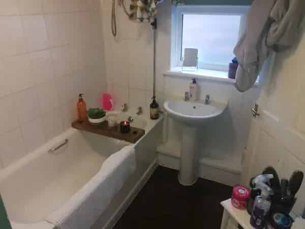 3 Bedroom House Near Ponty Town Centre
