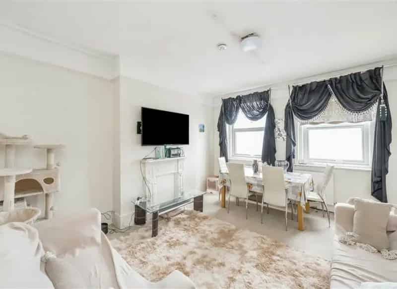 Two 2-Bed Apartments - Investment Opportunity Near West Hampstead