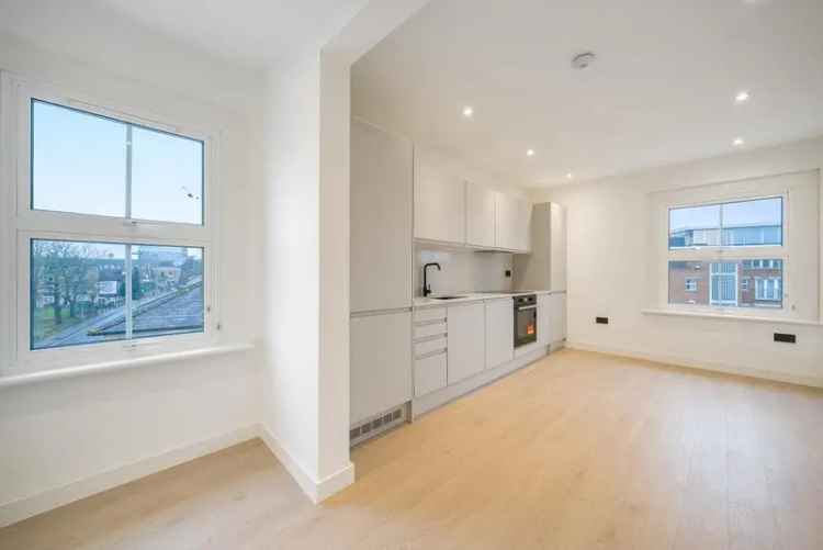 Flat For Rent in London, England