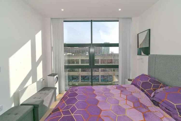 1 Bed Flat for Sale in Milton Keynes City Centre