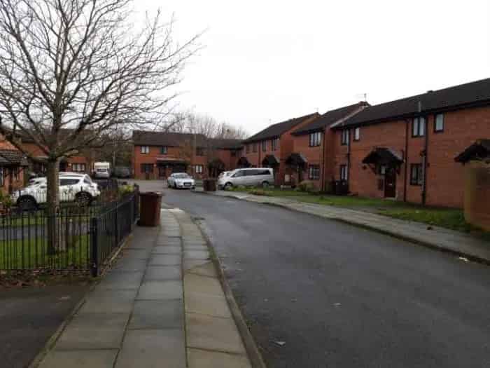 2 Bed House in Netherton - Family Home with Garden and Pets Allowed