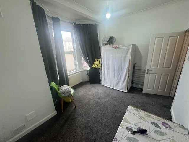 One Bedroom Ground Floor Apartment Bitterne Southampton