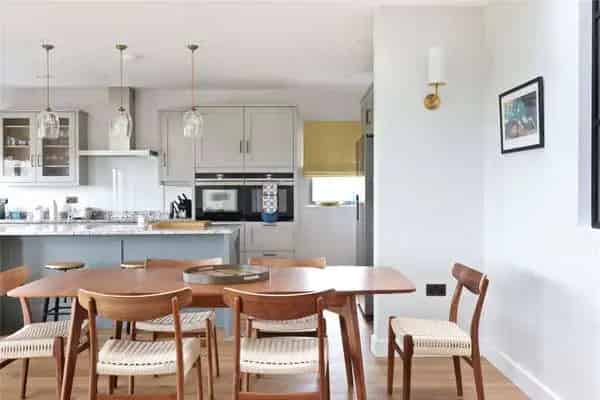 Haymes Cottage: A Stunning New-Build Home with Breathtaking Views