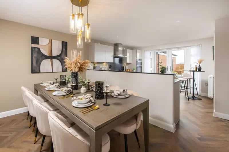 4 Bed House For Sale Family Home Solar Panels Electric Car Charger