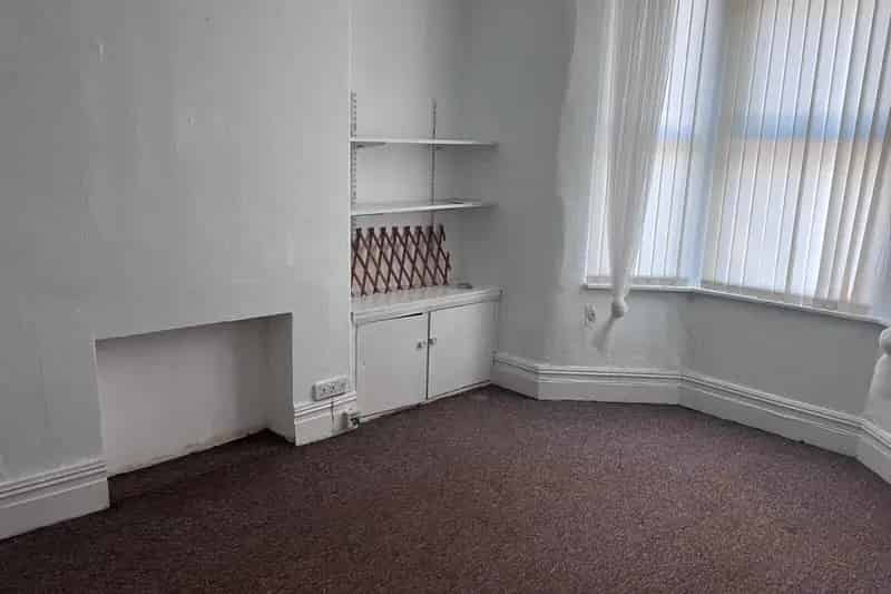 3 Bed Terraced House with Large Reception Rooms and Yard