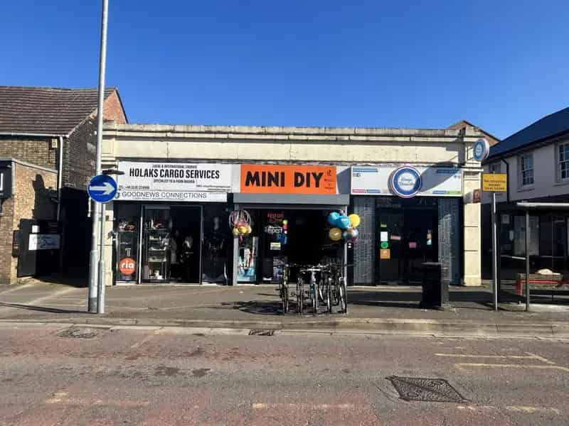 Peterborough Freehold Retail Units - 3 Units - High Rental Income