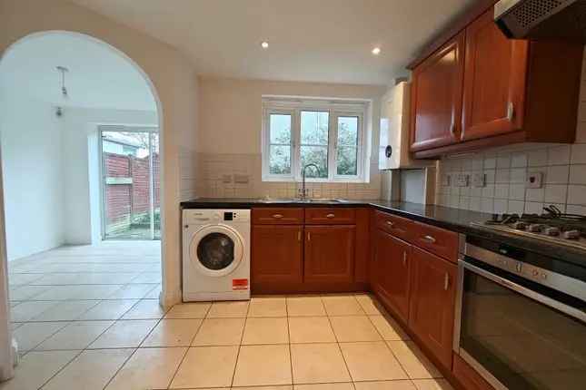 Detached house to rent in Parade Court, Bristol BS5