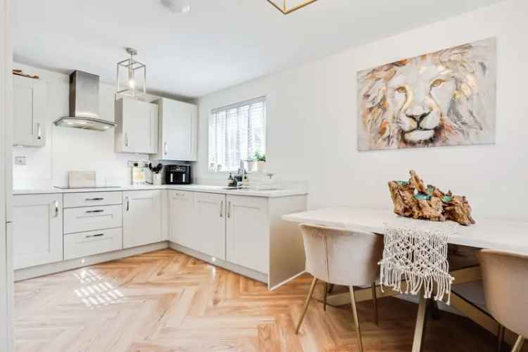 3 Bed Semi Detached House Normanton Near M62 Motorway
