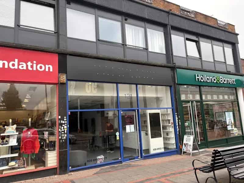 Retail Unit to Let Shenley Road Borehamwood