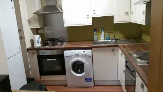 Ensuite Double Room in Ilford near Station - All Bills Included