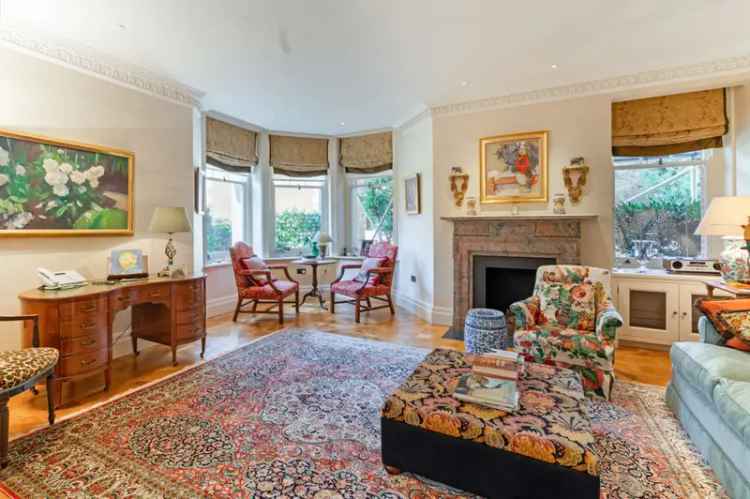 4 Bedroom Apartment for Sale in Kensington