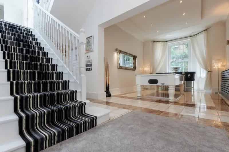 10 Bedroom Victorian Villa with Pool and Extensive Outdoor Space