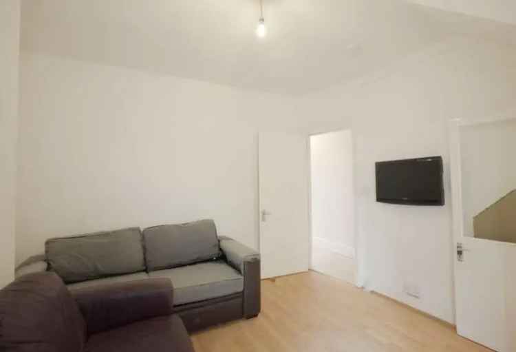 6 Bedroom House Near Brighton University