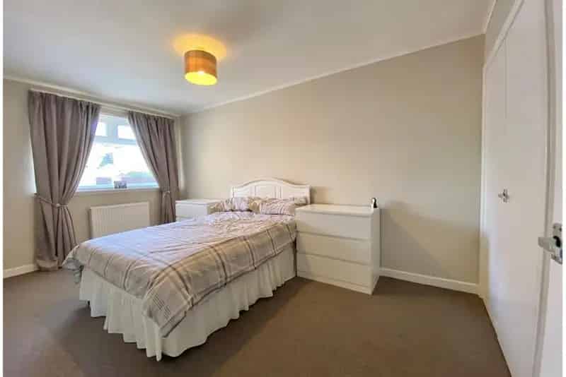 2 Bed Flat Ground Floor Largs