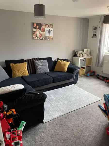 Flat For Rent , Siston, England
