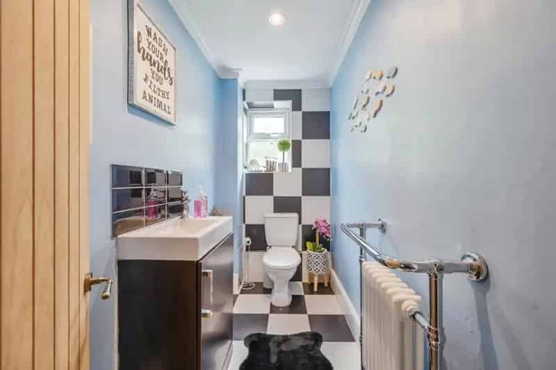 5 Bedroom Detached House Mickleover
