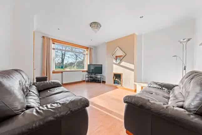 2 Bed End Terrace House for Sale Glasgow G32