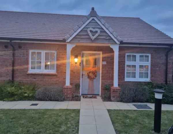 Bungalow For Rent in East Hertfordshire, England