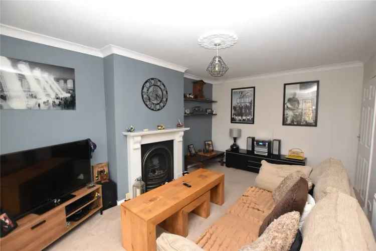 Two Double Bedroom Semi-Bungalow with Garage and Garden