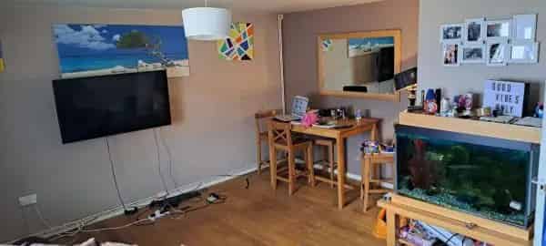 2 Double Bed Ground Floor Flat Near Southbury Ponders End Stations