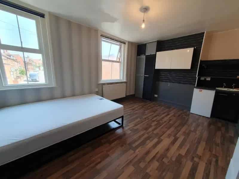 1 Bedroom House of Multiple Occupation To Rent