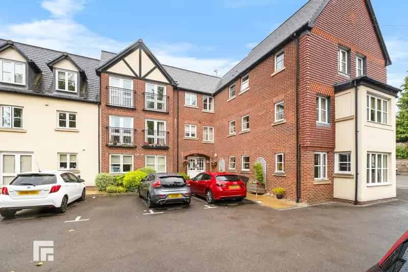 1 Bedroom Apartment for Sale in Cardiff