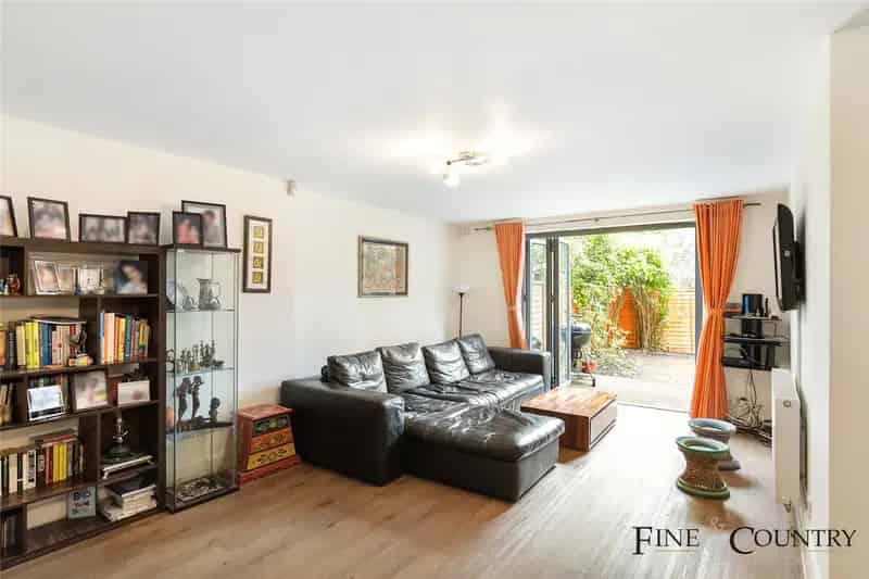 3 Bed Apartment for Sale Minster Road London