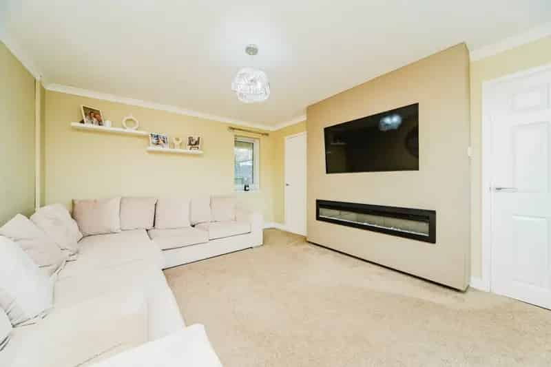 4 Bedroom House Llanederyn - Zero Deposit Available