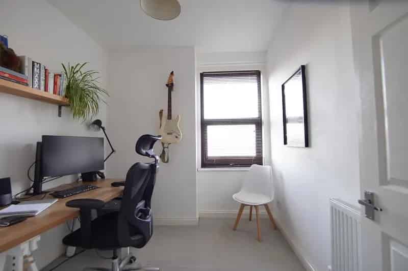3 Bedroom Maisonette to Rent in Bristol