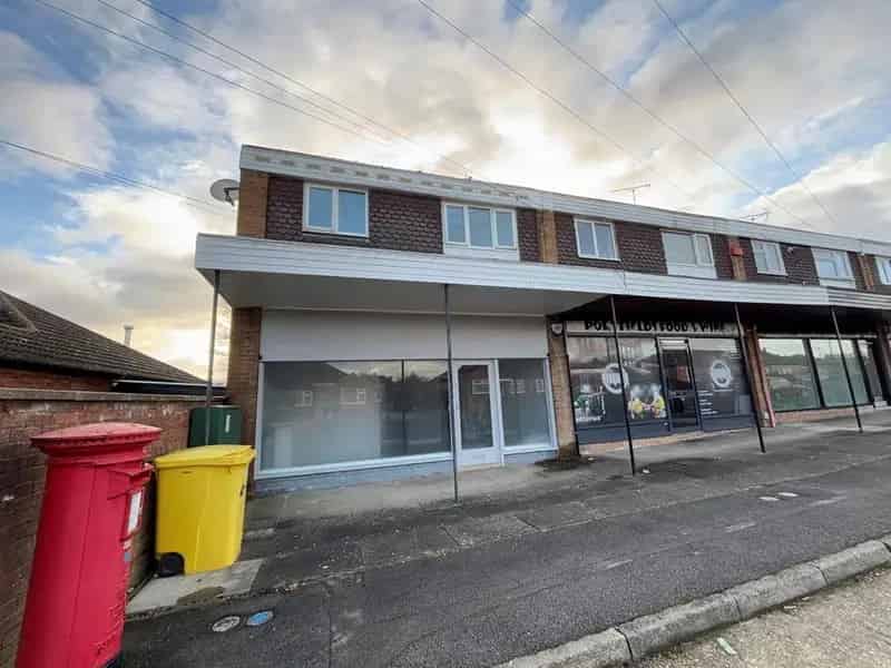 Ground Floor Retail Unit - Class E Use - Beauty Salon