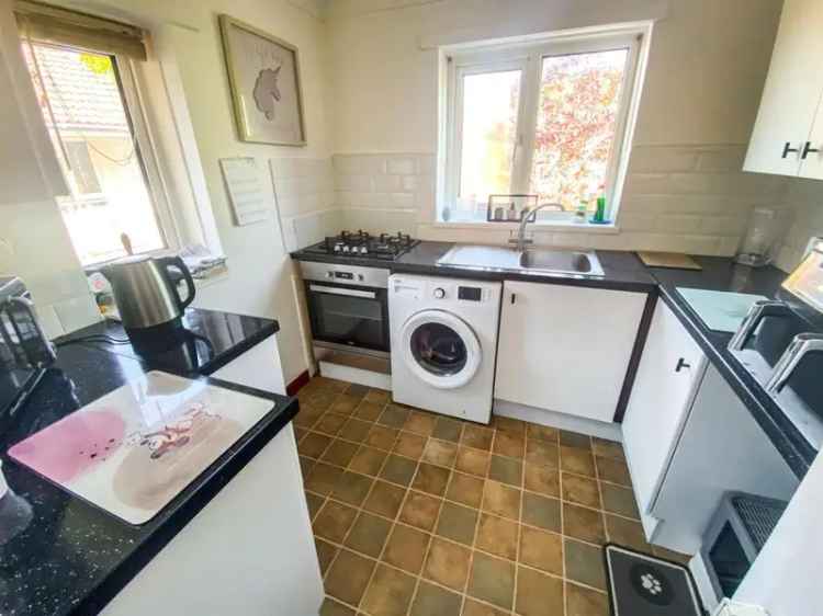1 Bedroom Flat for Sale Spacious Second Floor Ideal First Time Purchase