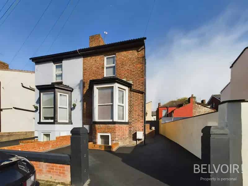 5 Bedroom 4 Bathroom Semi Detached House Fairfield