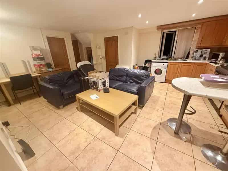 1 Bedroom House Share Ensuite Room Available