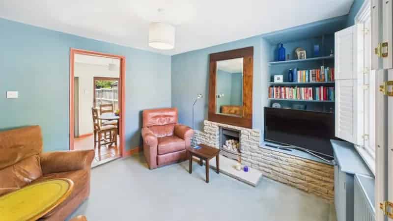 2 Bedroom Victorian Terrace House For Sale