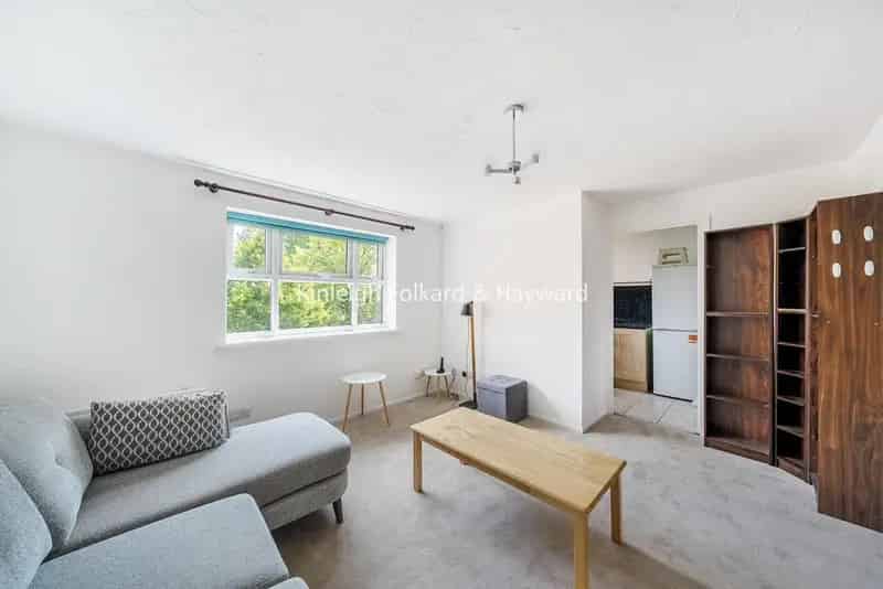 2 Double Bedroom Apartment Tooting Bec - Parking Available