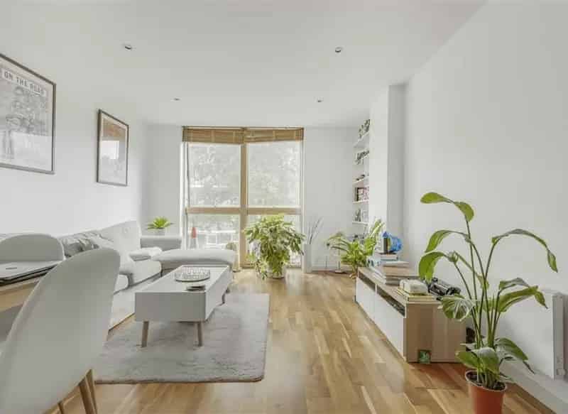 Modern One Bedroom Apartment Near Old Street Station